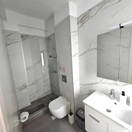 Nefeli & Nefeli Luxury Complexes By Horizon Homes Appartement
